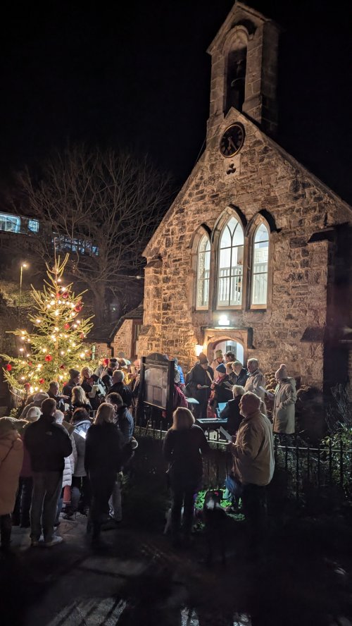 (376) Carols Round the Tree image